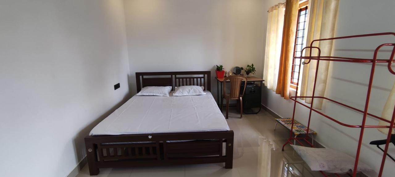 Soly'S Villa Homestay 무나르 외부 사진